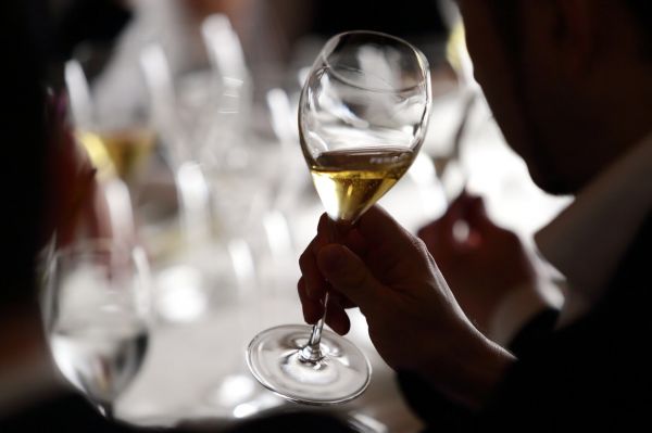 sommelier pour mariage et réception la cave du coin à Guipavas sommelier pour mariage et réception la cave du coin à Guipavas