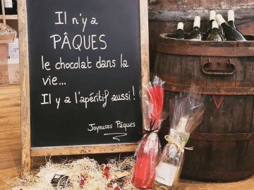 Toute l'équipe vous souhaite un excellent week-end de Pâques. 🍫🍷

On vous accueille ce samedi de 10h00 à 12h30 et de 14h00 à 19h00. 

Belle journée à tous !...